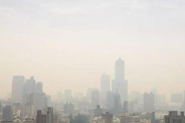 秋高氣燥,警惕“三手煙”!空氣凈化除濕機